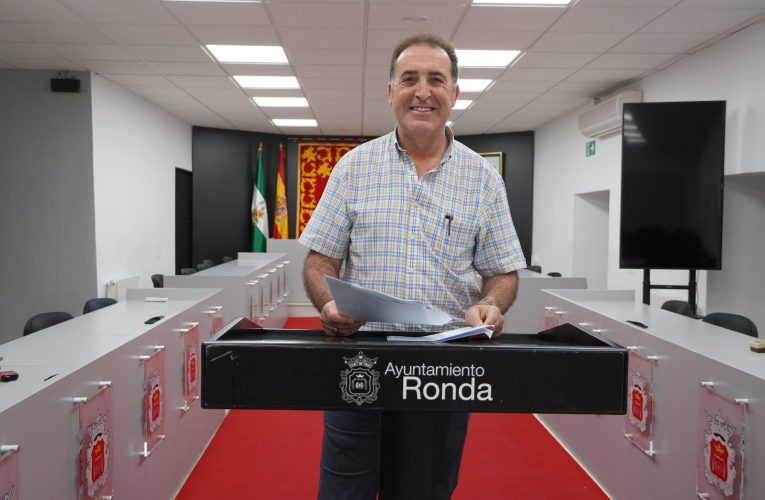 El Ayuntamiento publica la licitación para la venta de los 366.000 kilos de corcho de los Montes de Propios recogidos en la campaña de este año