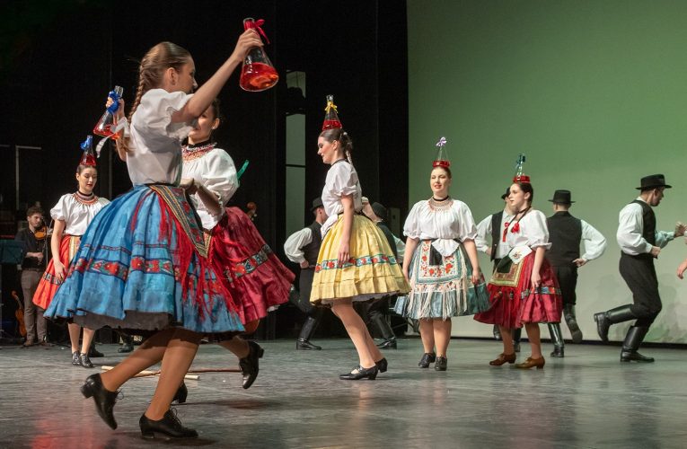 El Festival Internacional de Folclore de Almería celebrará su 40º aniversario con ocho grupos los días 25 y 26 de agosto