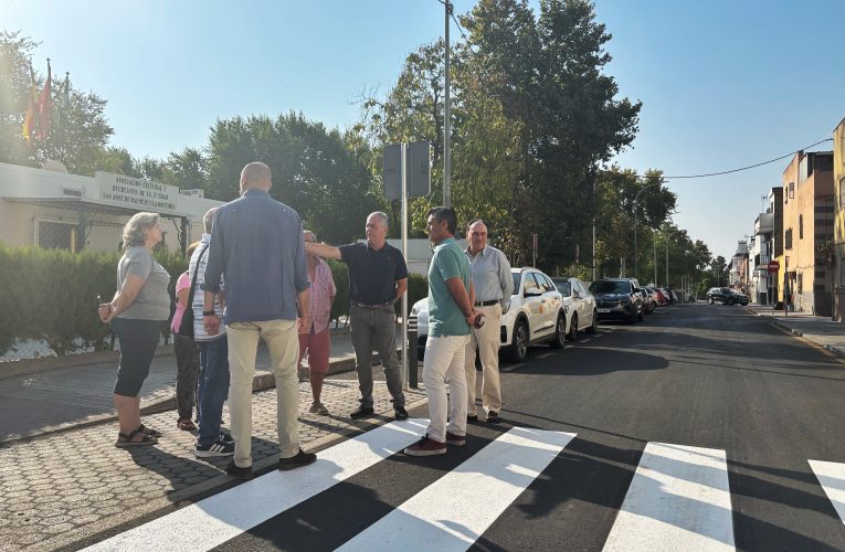 El Gobierno de Sanz avanza en la transformación de Palmete con la reurbanización completa de la calle Honestidad, vía perimetral del barrio