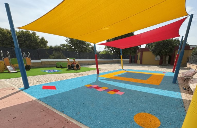 El Gobierno de Sanz renueva los exteriores del colegio Juan Ramón Jiménez con una moderna zona de infantil y nueva pista deportiva — Actualidad