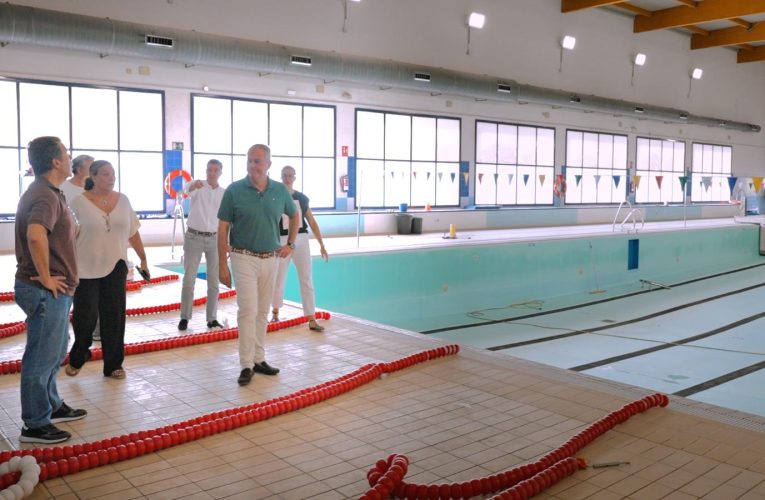 El Gobierno de Sanz comienza la renovación de la pista del pabellón del C. D. San Jerónimo con pavimento de primera calidad, atendiendo una demanda histórica