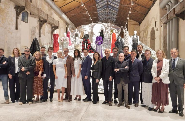 La Real Fábrica de Artillería acoge la exposición ‘LUX La moda andaluza en la cultura del siglo XXI’ — Actualidad