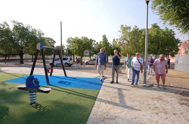 El Gobierno de Sanz comienza la renovación el Parque de la Honestidad con más accesibilidad, nuevo mobiliario y un área canina independiente