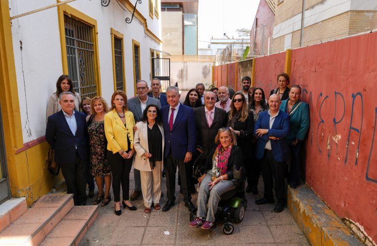 El alcalde Sanz destaca la importancia de recuperar espacios municipales para fines sociales durante su visita al futuro centro de la Asociación Colibrí que “podrá ampliar sus programas de formación, talleres y actividades” dirigidos a personas con discapacidad intelectual