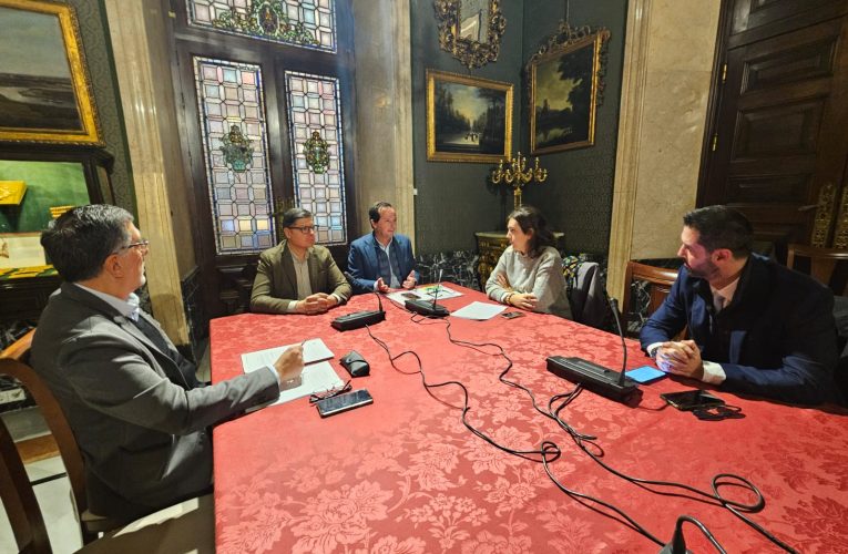 El Ayuntamiento se reúne con los comerciantes para preparar las próximas convocatorias de ayudas por obras de larga duración — Actualidad
