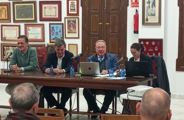 Sesión informativa del proyecto de actualización de las Reglas de la Hermandad Matriz