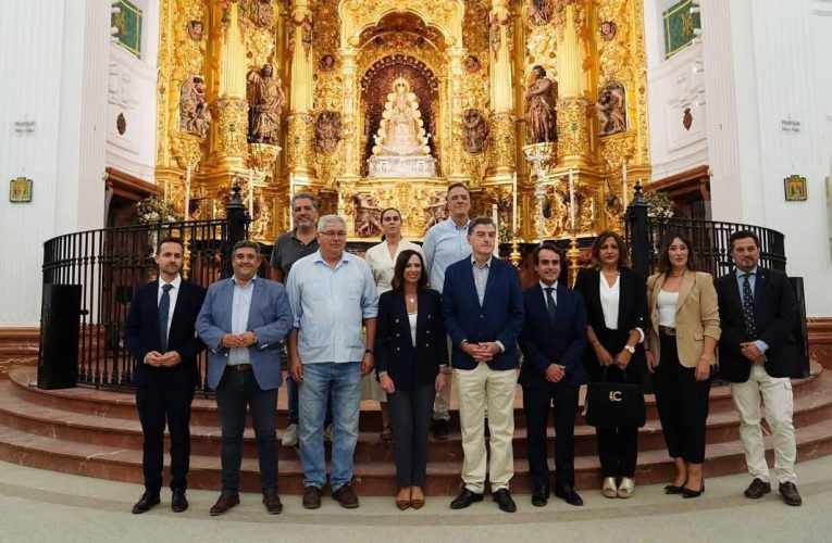 Reunión con la Consejera de Fomento, Articulación del Territorio y Vivienda, Rocío Díaz Jiménez