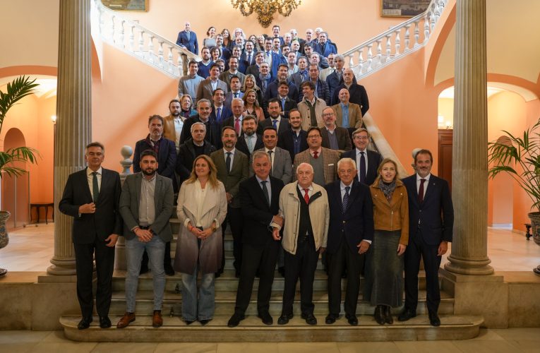 El alcalde Sanz respalda el Manifiesto Empresarial para impulsar una conexión aérea directa entre Sevilla y Estados Unidos — Actualidad