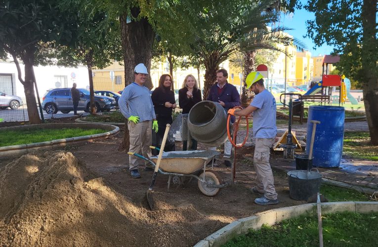 El Ayuntamiento impulsa mejoras en seguridad, ajardinamiento y ordenación del Jardín de Manuel Garrido en La Barzola — Actualidad