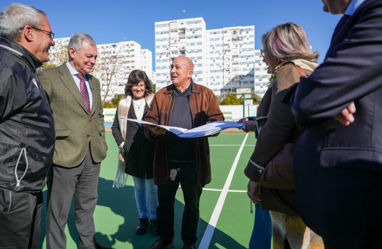El Gobierno de Sanz renovará los baños del CEIP Hermanos Machado, de 1977, y se unen a los 14,9 millones de euros que el Ayuntamiento tiene en marcha en estos momentos en los colegios