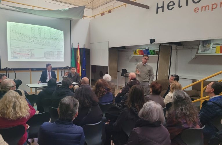 El Gobierno de Sanz inicia la renovación del saneamiento de la calle Guadalbullón, que se suma a las obras de mejora de redes en Bellavista-La Palmera con una inversión de más de 5 millones