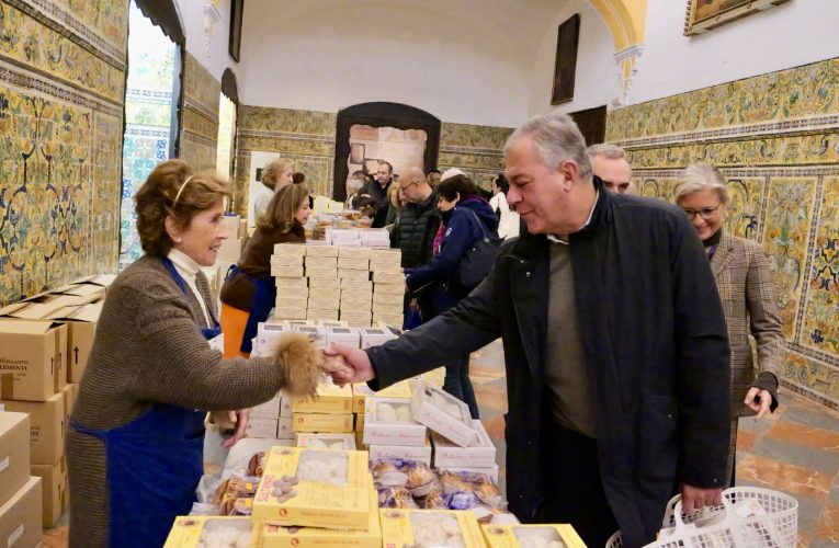 Sanz subraya el valor cultural y patrimonial de los conventos en la tradicional muestra de dulces del Alcázar — Actualidad