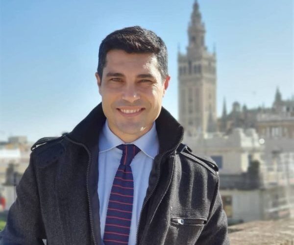 JOSÉ ANTONIO RODRÍGUEZ, PREGONERO DE LA SEMANA SANTA DE SEVILLA 2026 – Consejo General de Hermandades y Cofradías de la Ciudad Sevilla