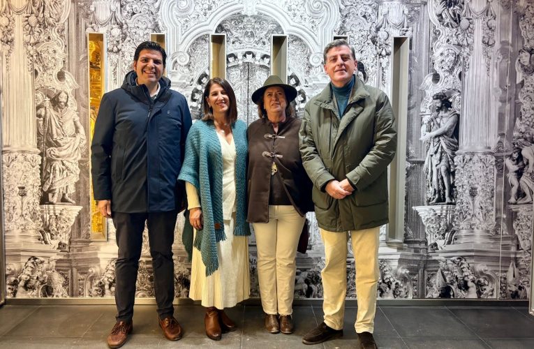 Visita de la Secretaria General de Turismo de la Junta de Andalucía al Rocío