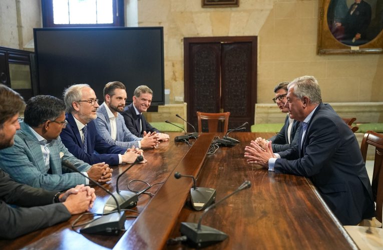 El alcalde Sanz destaca que Sevilla “se consolida como nodo prioritario para la atracción de inversión internacional” tras la adquisición de Ayesa Ingeniería por parte de la multinacional Colliers