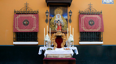 La Hermandad de la Macarena participó en la Procesión Eucaristica de la Sacramental de San Gil