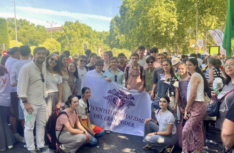 Los jóvenes de nuestra Hermandad acuden a la llamada del Santo Padre en Madrid | Hermandad del Gran Poder