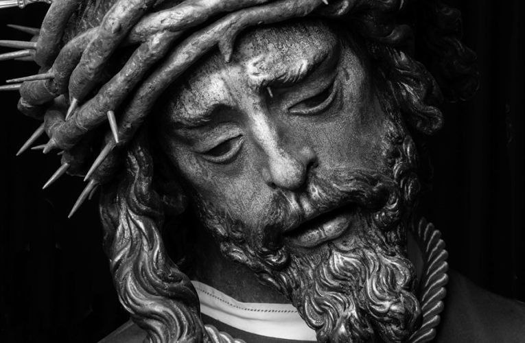 Santa Misa por los hermanos fallecidos en el pasado mes | Hermandad del Gran Poder