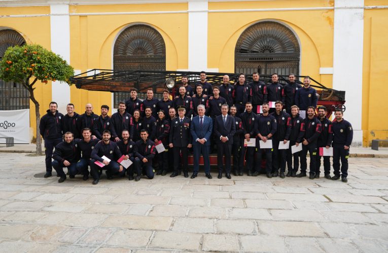 El Gobierno de Sanz anuncia la convocatoria de 46 nuevas plazas de bomberos — Actualidad