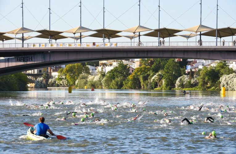 Éxito histórico y cifras de récord en la XXIX edición del Triatlón de Sevilla — Actualidad