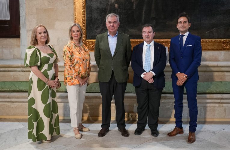 Sevilla, primera ciudad de España en unirse a la Fiscalía de Menores con los Agentes Tutores de la Policía Local — Actualidad