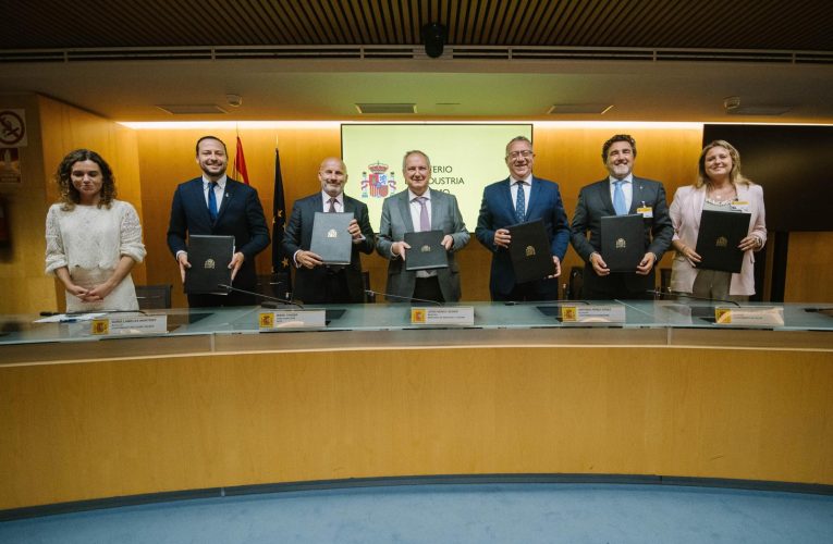 Sevilla impulsa junto al Ministerio de Turismo una alianza internacional por un turismo más sostenible y digital — Actualidad