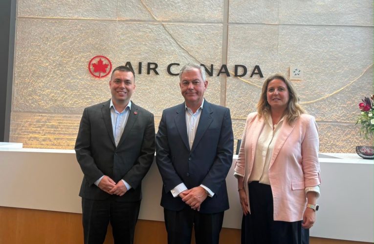 El alcalde Sanz presenta en Montreal el potencial económico y turístico de Sevilla para impulsar una conexión aérea directa con Air Canada