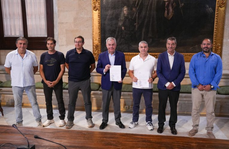 El Gobierno de Sanz y los sindicatos acuerdan la regulación del teletrabajo en el Ayuntamiento de Sevilla — Actualidad