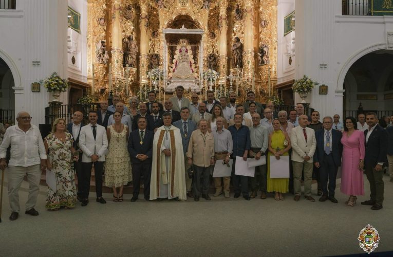Reconocimiento a los Hermanos mayores de la Matriz